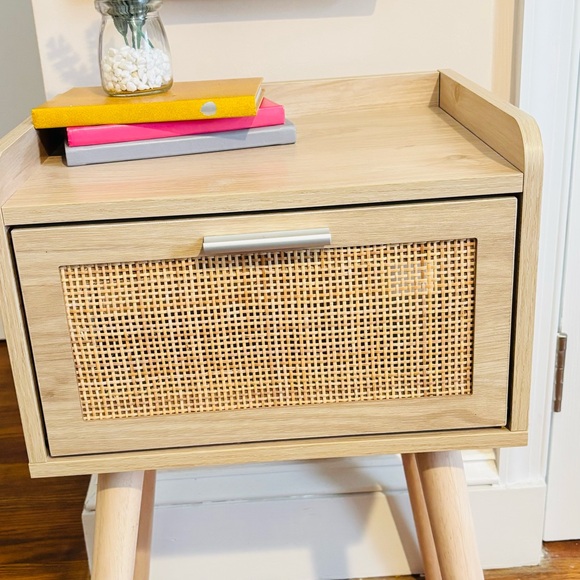 Accent Side Table - Picture 5 of 10